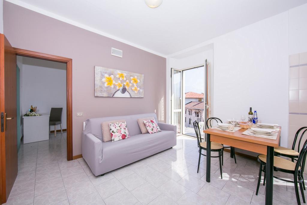 Residence Riva Del Lario Gravedona Zewnętrze zdjęcie