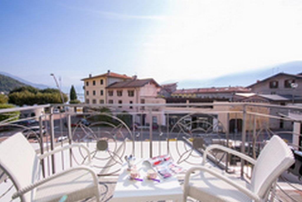 Residence Riva Del Lario Gravedona Zewnętrze zdjęcie